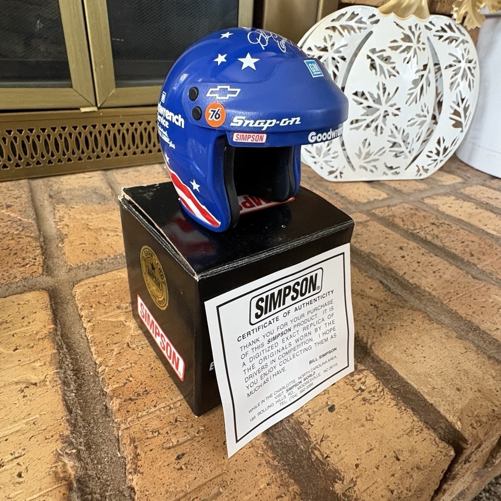 Dale Earnhardt Simpson Mini Helmet Set Goodwrench Blue About 3 Inches Tall